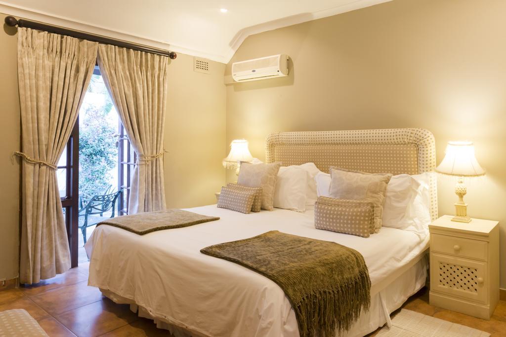 Five Burnham Guest House Durban Exteriör bild