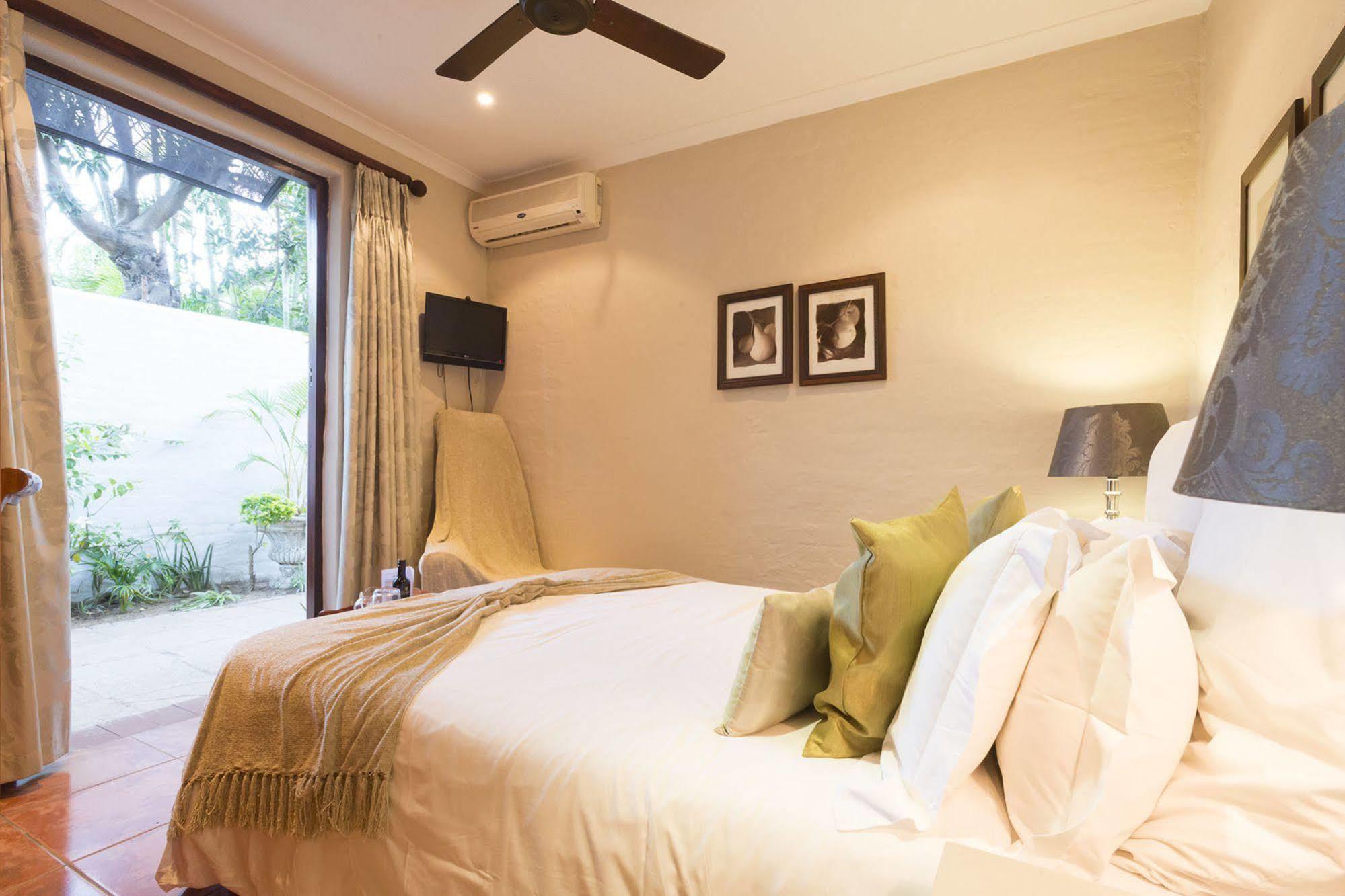 Five Burnham Guest House Durban Exteriör bild